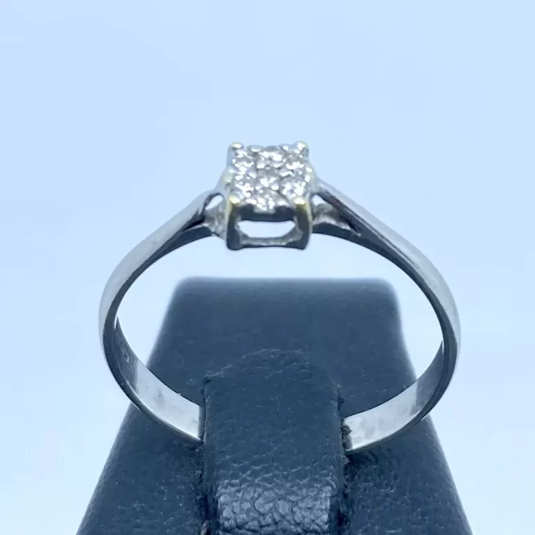 Anello Solitario donna 7 Diamanti 0,07 ct