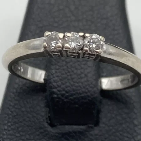 Anello Donna Trilogy oro 18kt e Diamanti 0,21 Ct